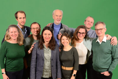 V.l.n.r.: Annette Mukherjee-Holste, Joschua Martinek, Bastian Stibbe, Judith Grimme, Dr. Jürgen Peters, Lena Fiedler, Anna-Maria Fink, Anton Wiechers und Dr. Andreas Meyer-Bender